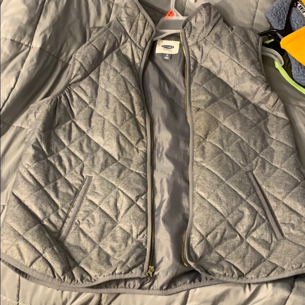 Old navy vest.